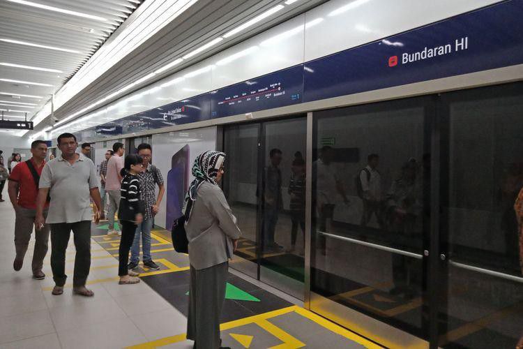 Pasokan-Listrik-Pulih-MRT-Kembali-Beroperasi-Normal-doc.MRT-ivoox.id_