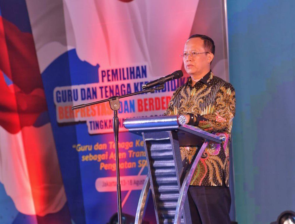 Pemilihan-GTK-Berprestasi-dan-Berdedikasi-Inspirasi-Praktik-Baik-Penyiapan-SDM-Unggul-doc.gtk-berprestasi-ivoox.id_