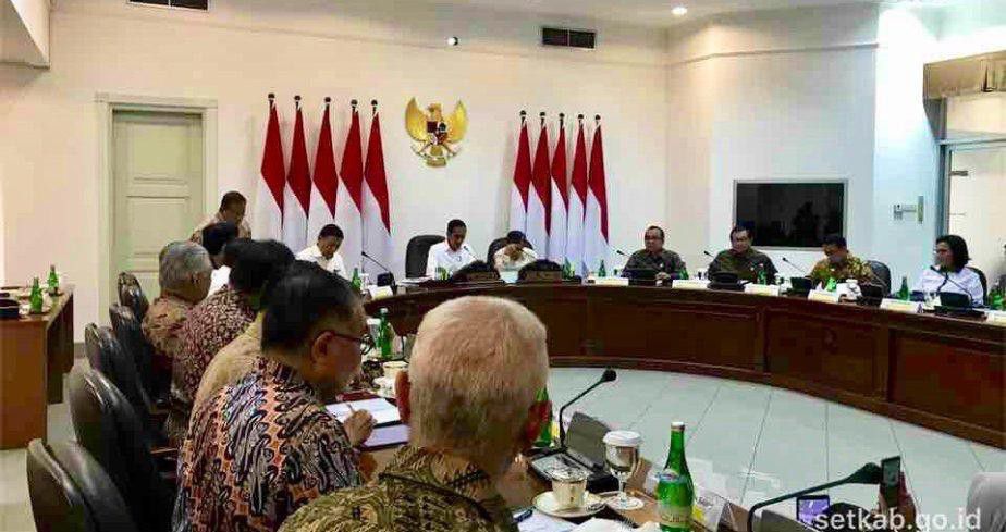 Presiden-Jokowi-Kurangi-Impor-Minyak-Berharap-Januari-2020-Penggunaan-Biodiesel-B20-Digant-B30-doc.kurangi-impor-minyak-ivoox.id_
