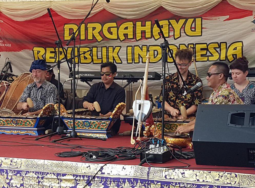 Temu-Masyarakat-Imdonesia-di-Inggris-dan-Irlandia-Keberagaman-dan-Kekayaan-Budaya-Indonesi-Merupakan-Aset-Bangsa-doc.temu-masyarakat-di-Inggris-Irlandia-ivoox.id_