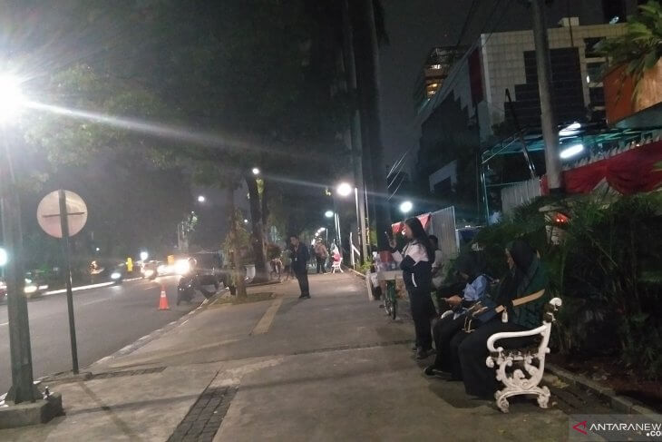 gempa-terasa di monas