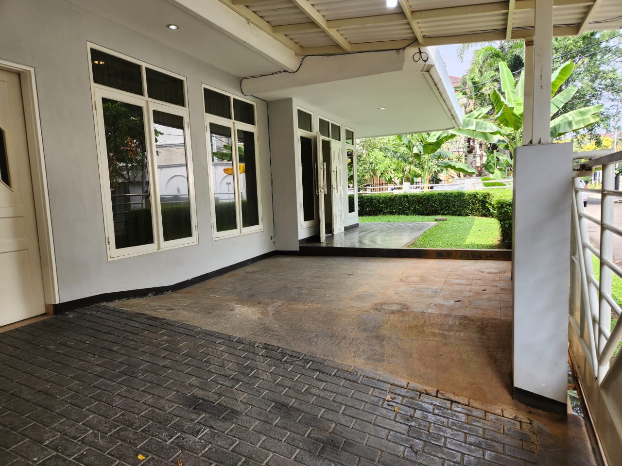Dijual Rumah Tinggal di Pondok Indah Dijual Rumah Tinggal di Pondok Indah