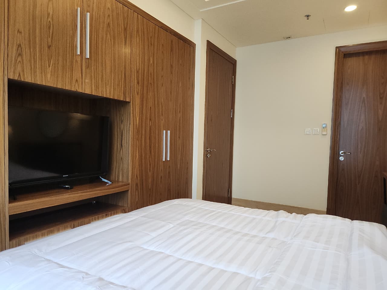 Dijual Apartemen South Hills Kuningan, Jakarta Selatan Dijual Apartemen South Hills Kuningan, Jakarta Selatan