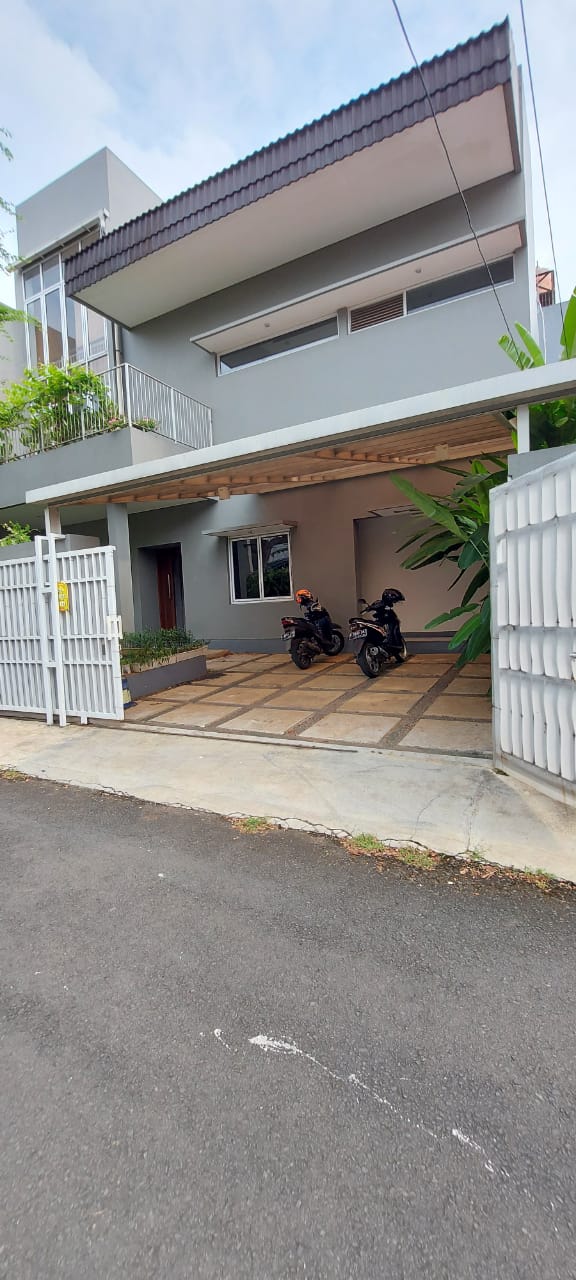 House for Rent Ciomas Kebayoran Baru House for Rent Ciomas Kebayoran Baru