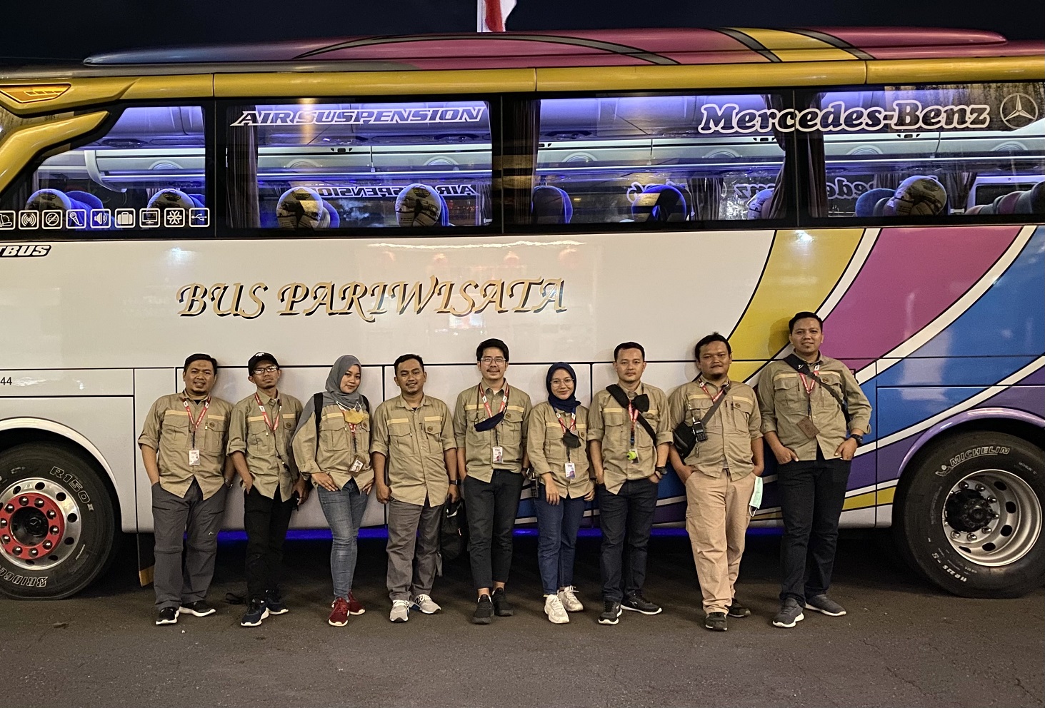 Galeri Ten's Holiday