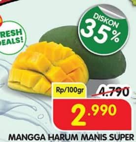 Promo Harga Mangga Harum Manis Super per 100 gr - Superindo