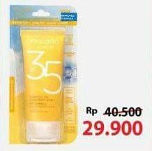 Promo Harga Wardah UV Shield Essential Sunscreen Gel SPF 35 PA+++ 40 ml - Alfamart