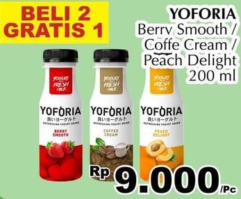 Promo Harga YOFORIA Yoghurt Berry Smooth, Coffe Cream, Peach Delight 200 ml - Giant