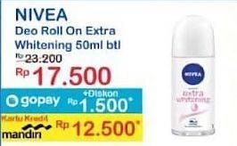 Promo Harga Nivea Deo Roll On Extra Whitening 50 ml - Indomaret