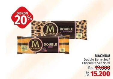Promo Harga WALLS Magnum Double Berry, Double Choco 95 ml - LotteMart