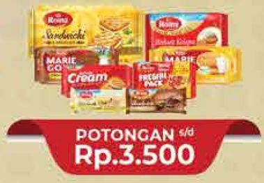 Promo Harga ROMA Marie Gold / Sandwich / Coconut Biscuit  - Hypermart