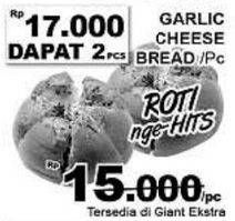 Promo Harga Korean Garlic Cream Cheese Bread per 2 pcs - Giant