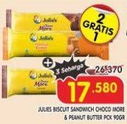 Promo Harga Julies Sandwich Peanut Butter, Choco More 90 gr - Superindo