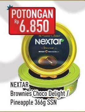 Promo Harga NABATI Nextar Cookies Brownies Choco Delight, Nastar Pineapple Jam 366 gr - Hypermart