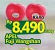 Promo Harga Apel Fuji Wangshan per 100 gr - Alfamidi