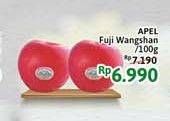 Promo Harga Apel Fuji Wang Shan per 100 gr - Alfamidi