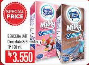 Promo Harga FRISIAN FLAG Susu UHT Milky Chocolate, Strawberry 180 ml - Hypermart