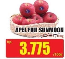 Promo Harga Apel Fuji Sunmoon per 100 gr - Hari Hari