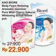 Promo Harga BIORE Body Foam Beauty Sakura, Pure Mild, Relaxing Aromatic, Whitening Scrub 450 ml - Indomaret