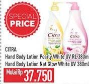Promo Harga Citra Hand & Body Lotion Pearly White UV Korean Pearl Mulberry, Natural Glowing White UV Bengkoang Green Tea 380 ml - Hypermart