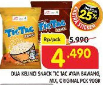 Promo Harga DUA KELINCI Tic Tac Mix, Original, Ayam Bawang 90 gr - Superindo