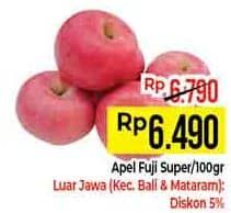 Promo Harga Apel Fuji Super per 100 gr - Hypermart