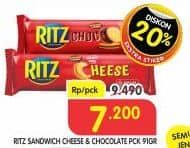 Promo Harga Ritz Crackers Sandwich Cheese, Chocolate 91 gr - Superindo