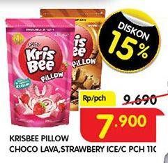 Promo Harga KRISBEE Pillow Chocolava, Strawberry 110 gr - Superindo