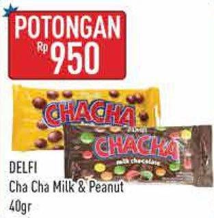 Promo Harga Delfi Cha Cha Chocolate Milk Chocolate, Peanut 25 gr - Hypermart