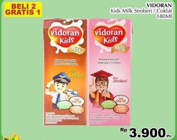 Promo Harga VIDORAN Kids Milk UHT Stroberi, Coklat 180 ml - Giant