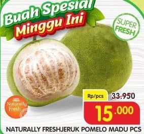 Promo Harga Naturally Fresh Jeruk Pomelo Madu  - Superindo