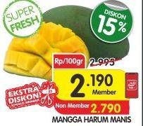 Promo Harga Mangga Harum Manis per 100 gr - Superindo