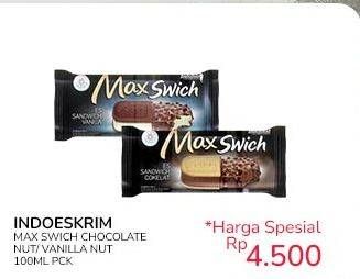 Promo Harga Indoeskrim Max Swich Cokelat, Vanila 100 ml - Indomaret