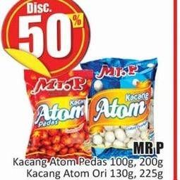 Promo Harga MR. P Kacang Atom Pedas 100 g/200 g; Original 130 g/225 g  - Hari Hari