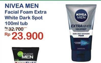 Promo Harga NIVEA MEN Facial Foam Extra White Dark Spot 100 ml - Indomaret