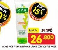 Promo Harga Acnes Facial Wash Oil Control 100 gr - Superindo