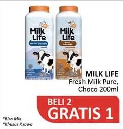 Promo Harga MILK LIFE Fresh Milk Plain, Chocolate 200 ml - Alfamidi