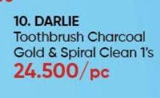 Promo Harga DARLIE Toothbrush Charcoal Gold, Spiral Clean  - Guardian