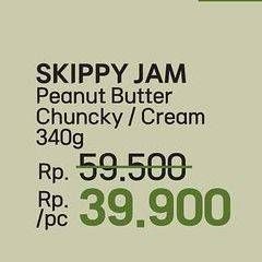 Promo Harga Skippy Peanut Butter Chunky, Creamy 340 gr - LotteMart