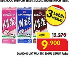 Promo Harga DIAMOND Milk UHT Chocolate, Full Cream, Strawberry 200 ml - Superindo