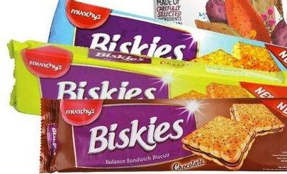Promo Harga BISKIES Sandwich Biscuit per 2 bungkus 108 gr - Guardian