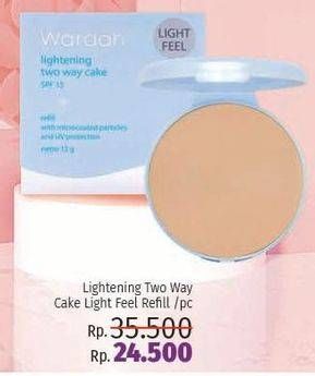 Promo Harga WARDAH Lightening Two Way Cake Light Feel  - LotteMart