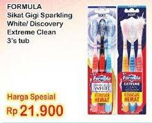Promo Harga Sikat Gigi Sparkling White/ Discovery 3s  - Indomaret