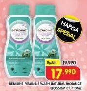 Promo Harga Betadine Feminine Wash Natural Radiance Blossom 100 ml - Superindo