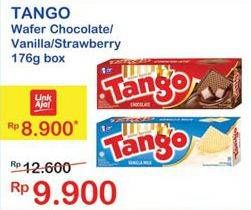 Promo Harga TANGO Wafer Chocolate, Vanilla Milk, Strawberry 176 gr - Indomaret