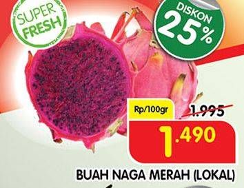 Promo Harga Buah Naga Merah Lokal per 100 gr - Superindo