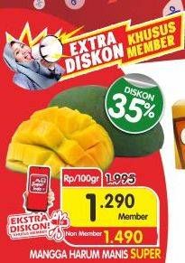 Promo Harga Mangga Harum Manis Super per 100 gr - Superindo