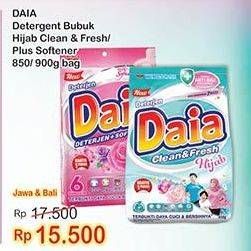 Promo Harga DAIA Deterjen Bubuk Clean Fresh Hijab, + Softener Pink 850 gr - Indomaret