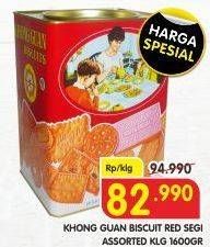 Promo Harga KHONG GUAN Assorted Biscuit Red Persegi 1600 gr - Superindo
