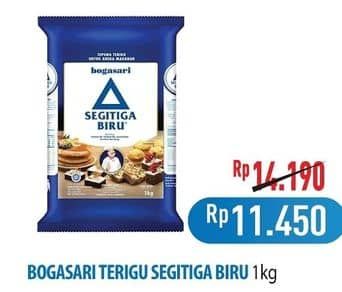 Promo Harga Bogasari Tepung Terigu Segitiga Biru 1000 gr - Hypermart